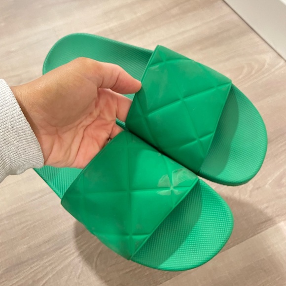 Bottega Veneta Rubber Slides - Picture 5 of 7